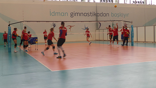 Kémek a bakui „Sasfészekben”