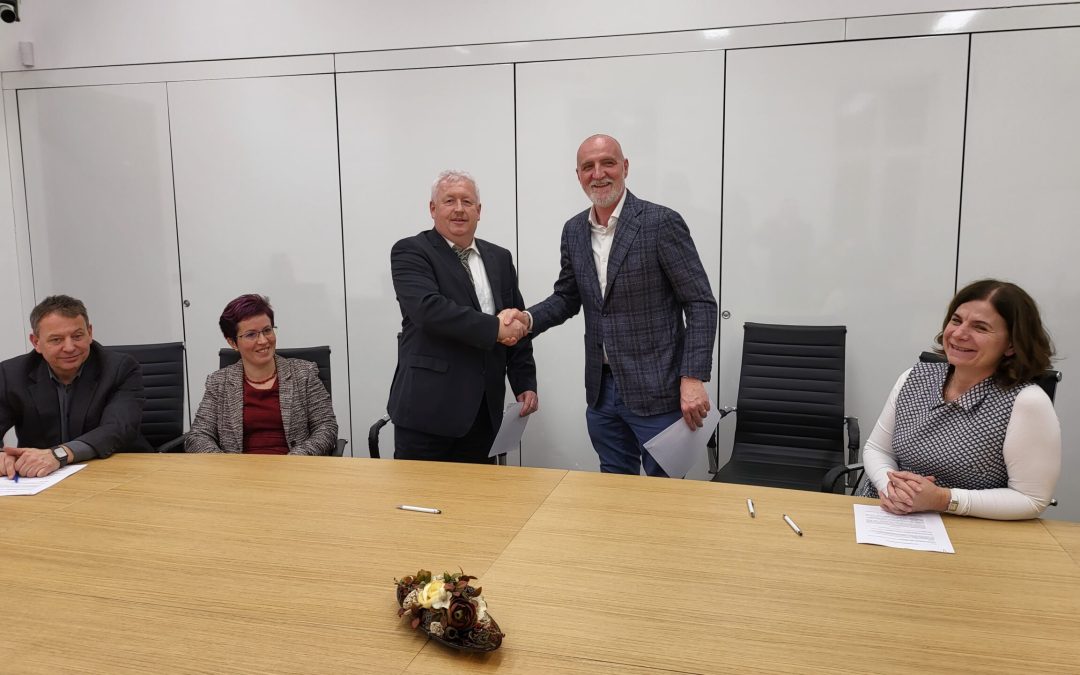 Együttműködési megállapodást kötött egymással a MÁV Előre SC, az Észak-dunántúli Röplabda Akadémia, valamint a Dabronc Marcal-völgye Egyesület