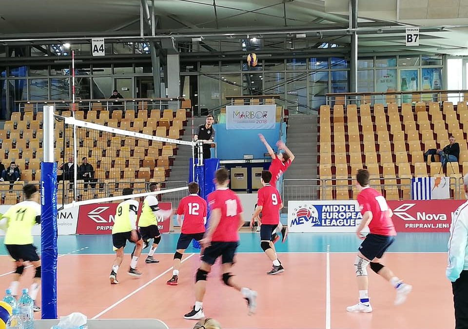 Ciprus kipipálva – elődöntőznek a lányok