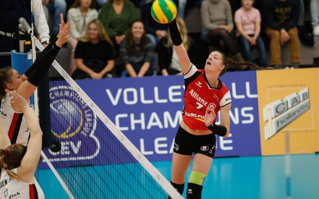 Három magyarral rajtol a BL csoportköre