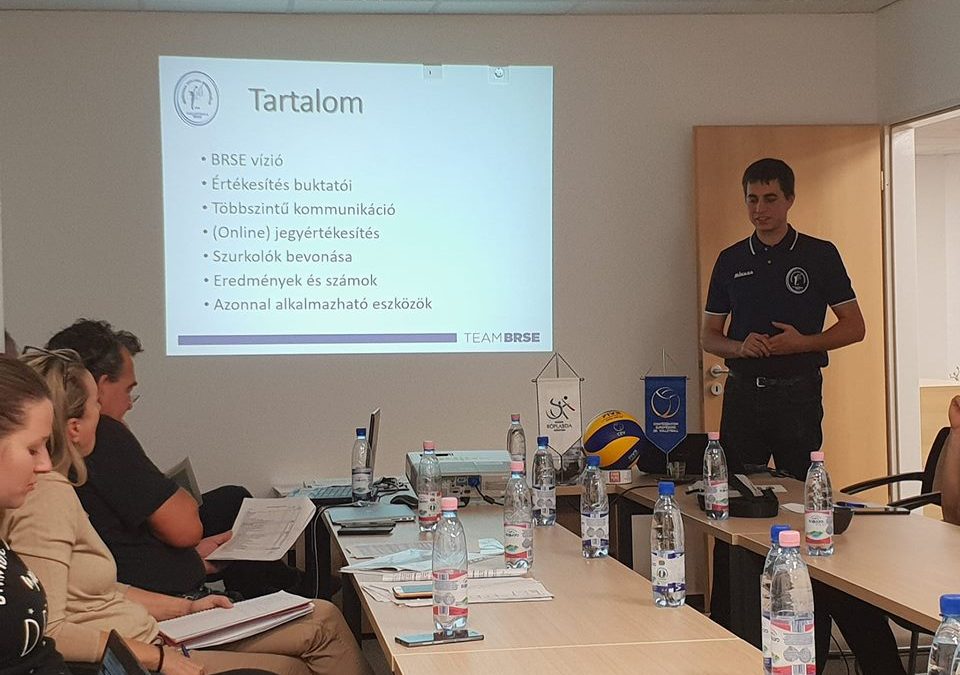 Szakmai szeminárium a nemzetközi kupacsapatainknak