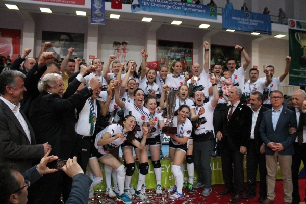 Horváth Dóráék a csúcsra jutottak a Challenge Kupában