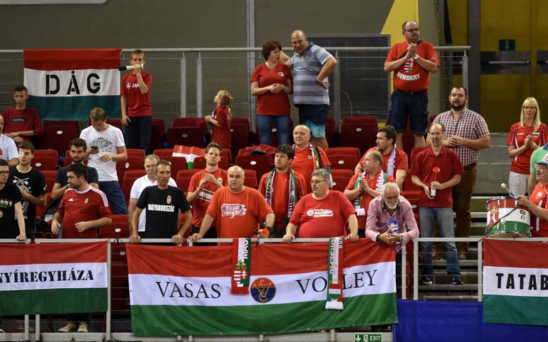 Szurkolói szektor a női Európa-bajnokságon