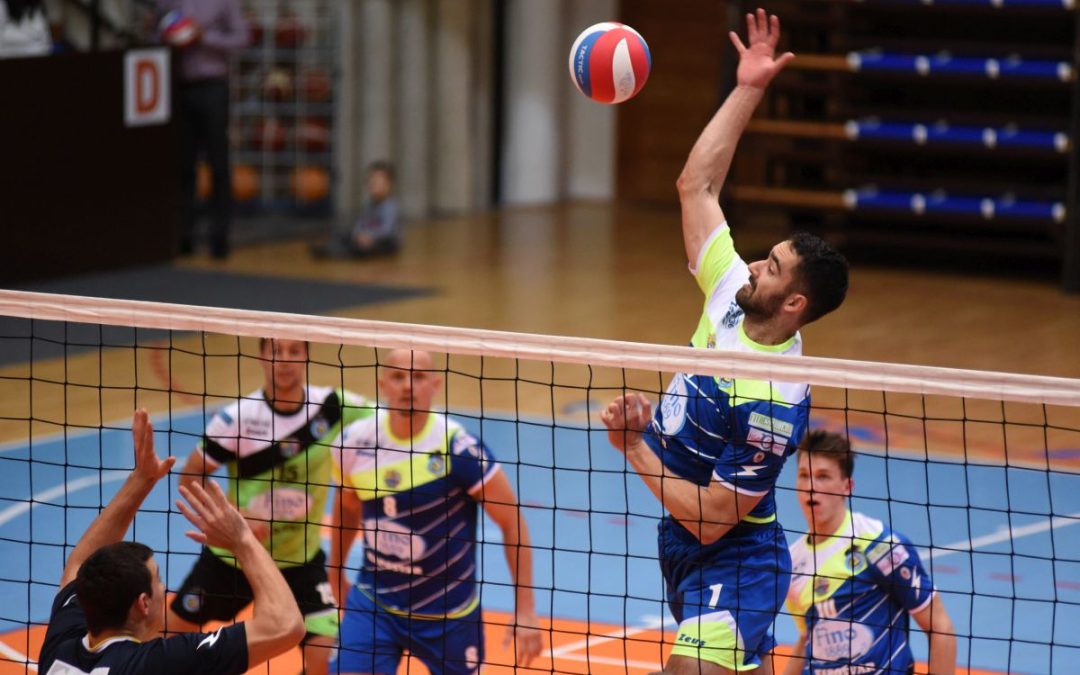 Nagy József és Keen Cameron is a Fino játékosa marad