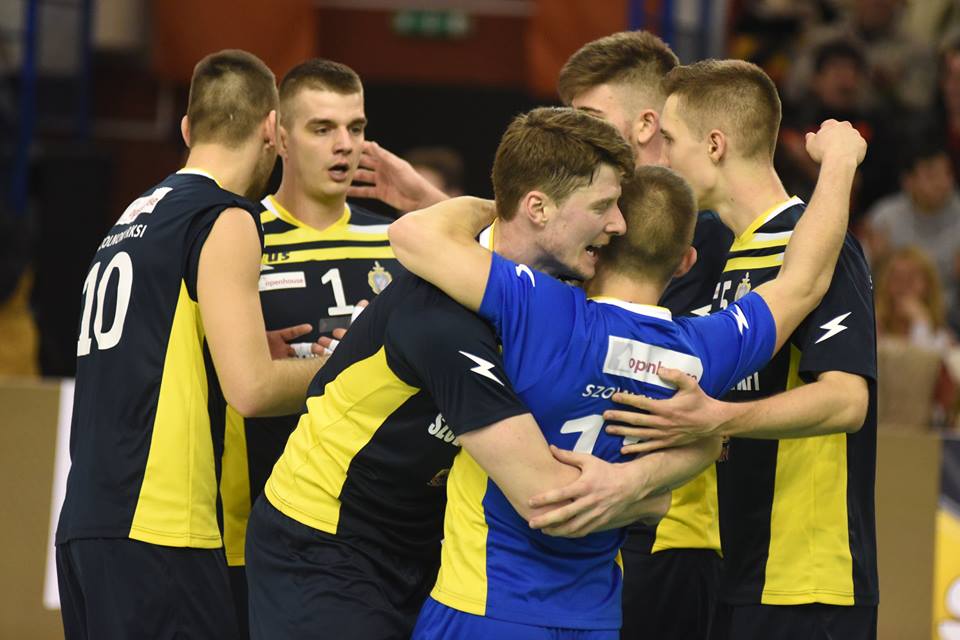 Feladót és ütőt igazolt a formálódó kupagyőztes