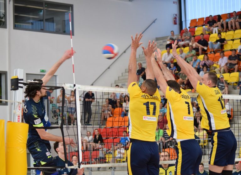 Meglepetés a férfidöntő első mérkőzésén – Kazincbarcikán nyert a Fino!